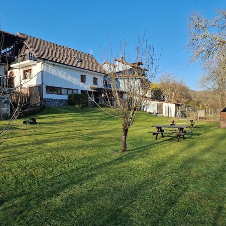Vivienda Vacacional Con Jardin Y Barbacoa Cangas de Onis Luaran gambar